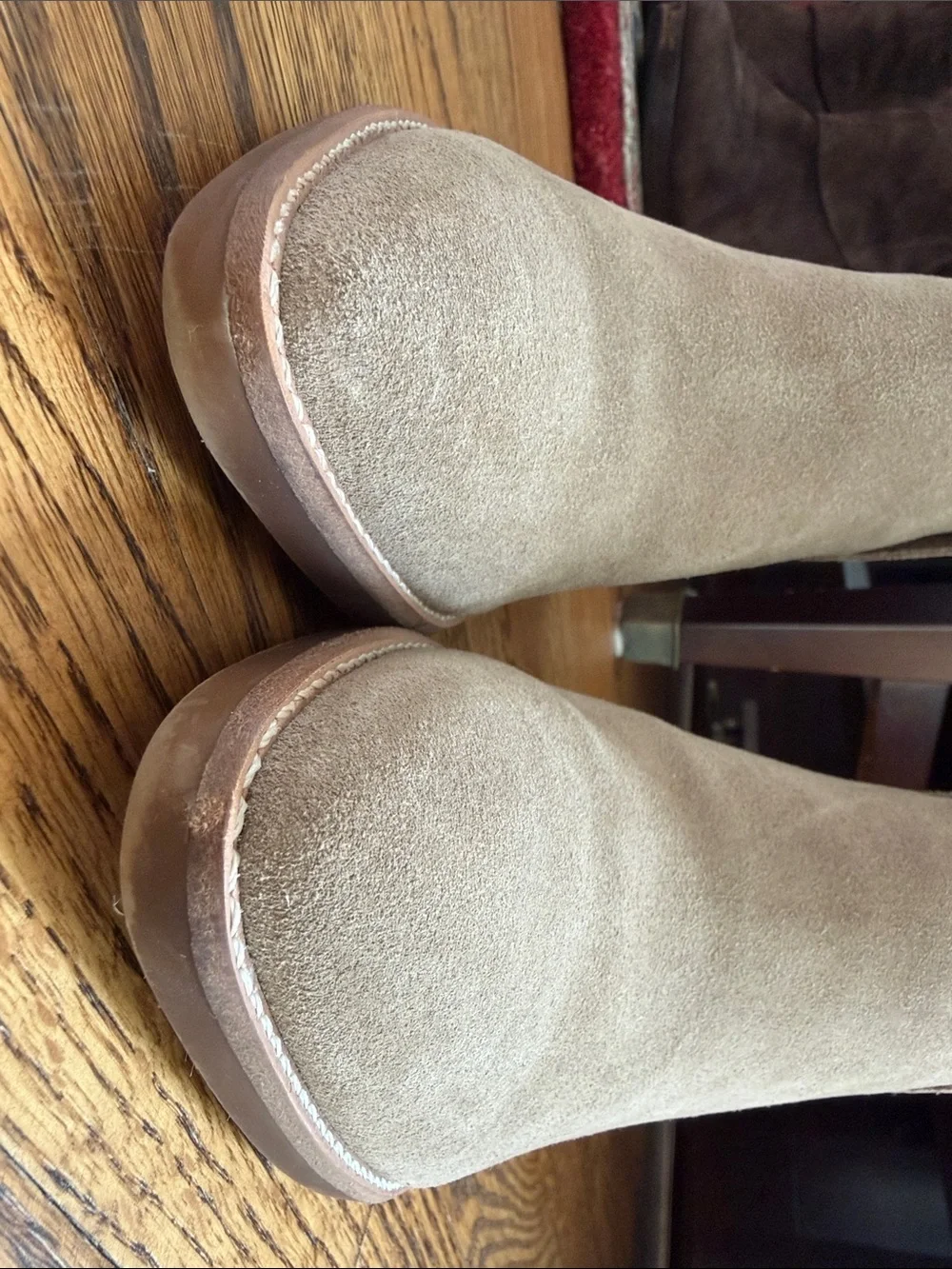 Dolce Vita “Spade” Pointed Toe Block Heel Booties in Mushroom Suede Sz 9